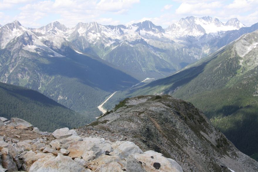 View from the Great Glacier Crest Trail