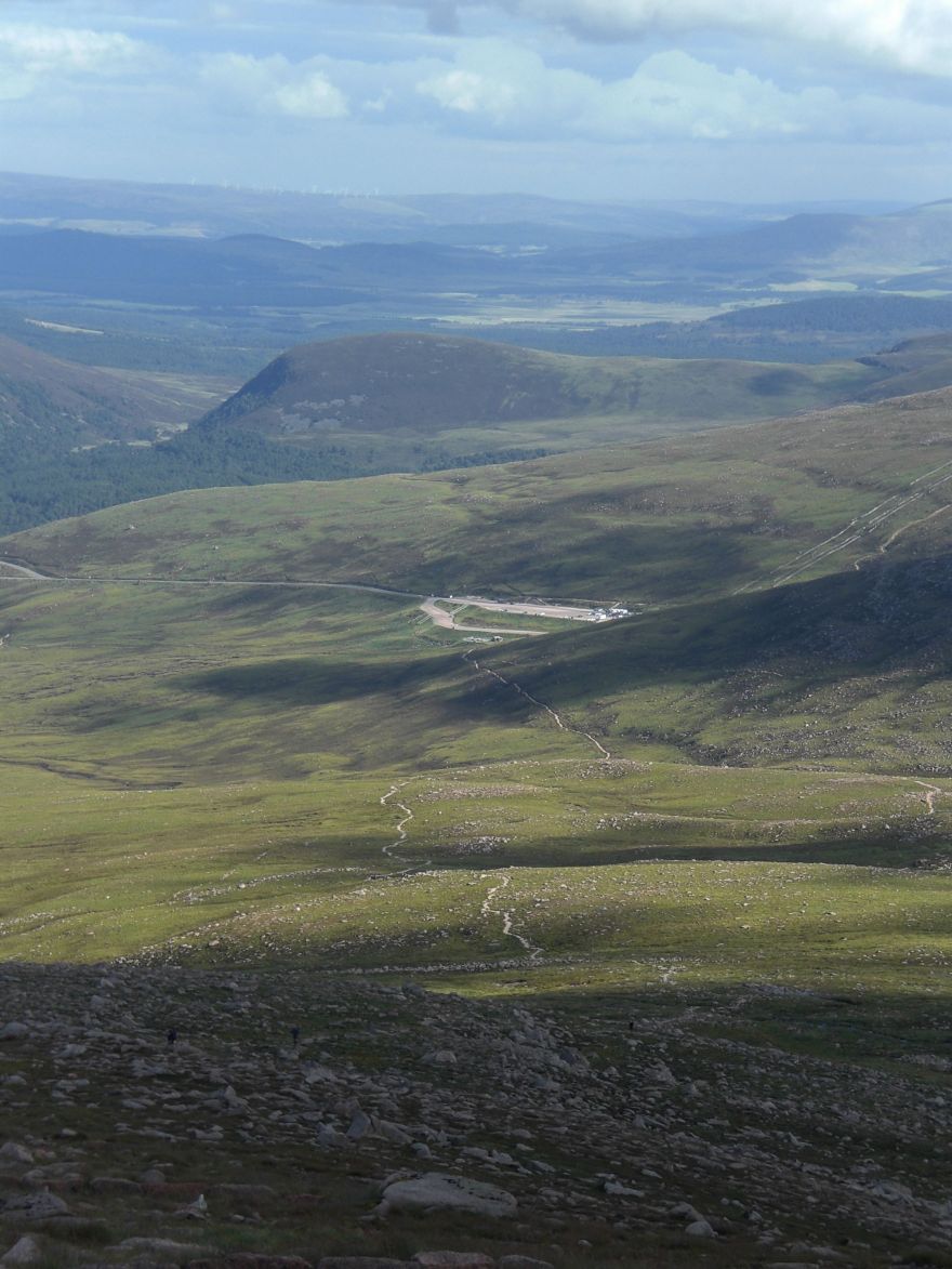 Hiking trail Cairngorms